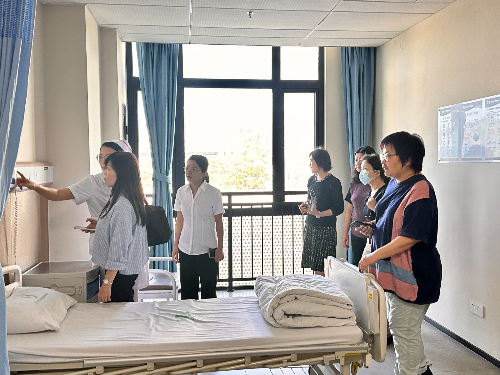 6.7 放疗科一区病房.JPG